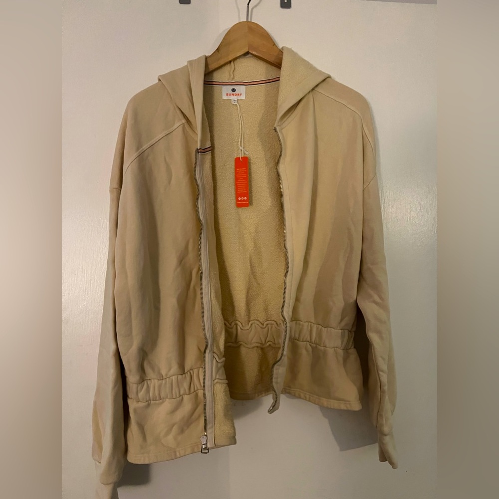Sundry zip up sweatshirt.  Size 4.  Hoodie.